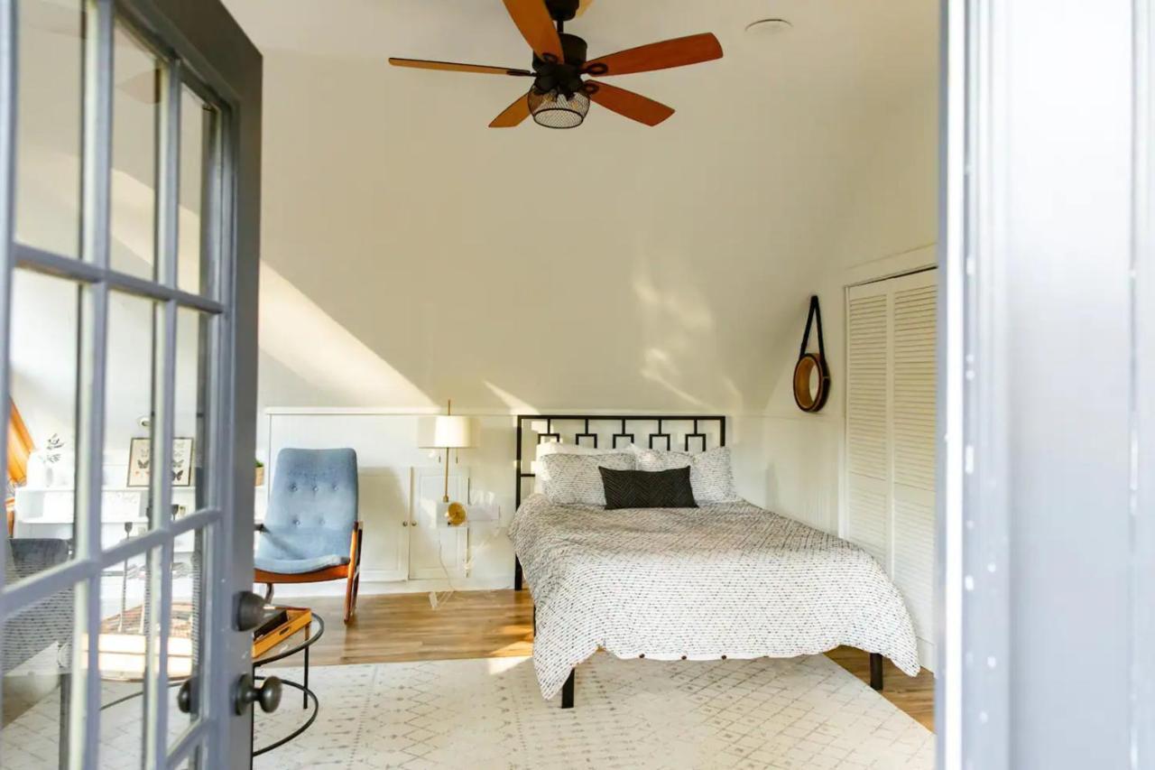 Hot Tub Charming & Chic Mountain Gem On Sleepy Creek Villa Berkeley Springs Ngoại thất bức ảnh